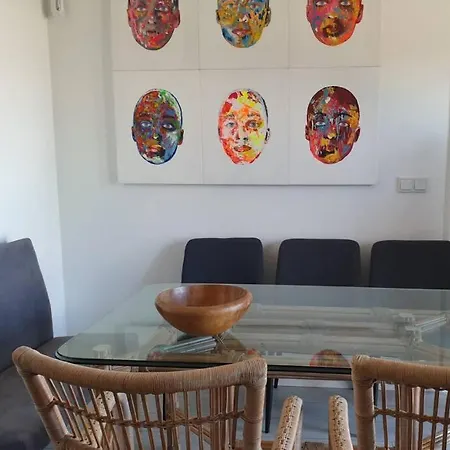 Piso De Lujo En Zona Residencial *